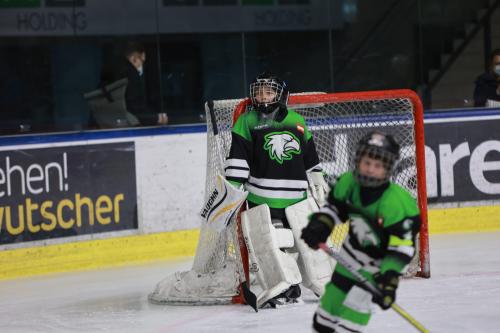 #icehockey #hockey #hockeylife #hockeyplayer #hockeygame #goalie #eishockey #ice #hockeylove #hockeygoalie #puck #schrabmayr