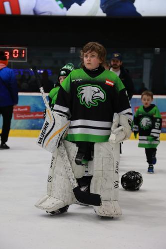 #icehockey #hockey #hockeylife #hockeyplayer #hockeygame #goalie #eishockey #ice #hockeylove #hockeygoalie #puck #schrabmayr