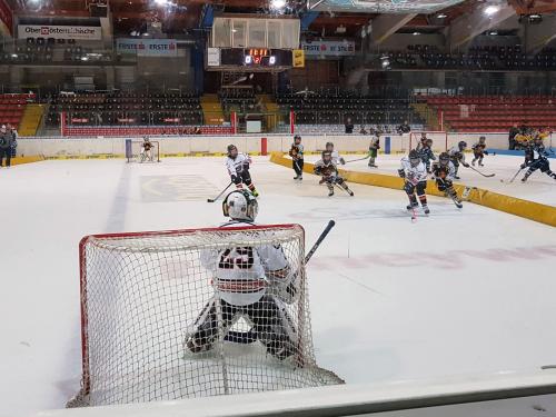 #icehockey #hockey #hockeylife #hockeyplayer #hockeygame #goalie #eishockey #ice #hockeylove #hockeygoalie #puck #schrabmayr