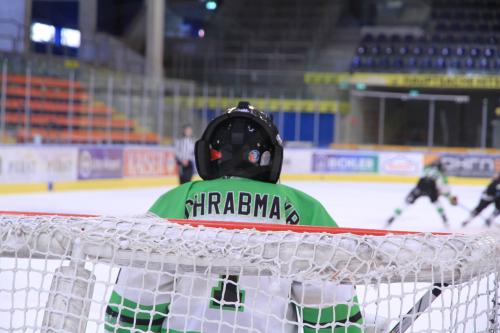 #icehockey #hockey #hockeylife #hockeyplayer #hockeygame #goalie #eishockey #ice #hockeylove #hockeygoalie #puck #schrabmayr#icehawks